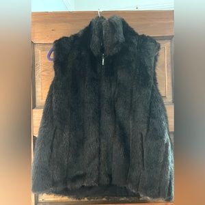New faux fur reversible XL vest!